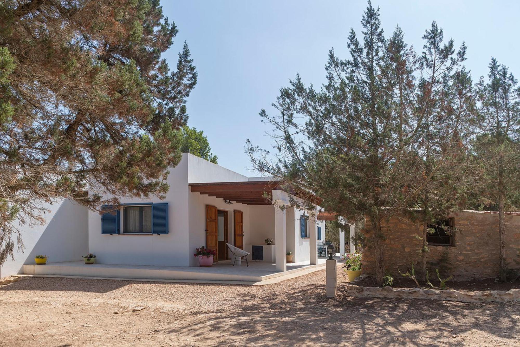 Es Lliri Blanc Villa Cala Saona Luaran gambar